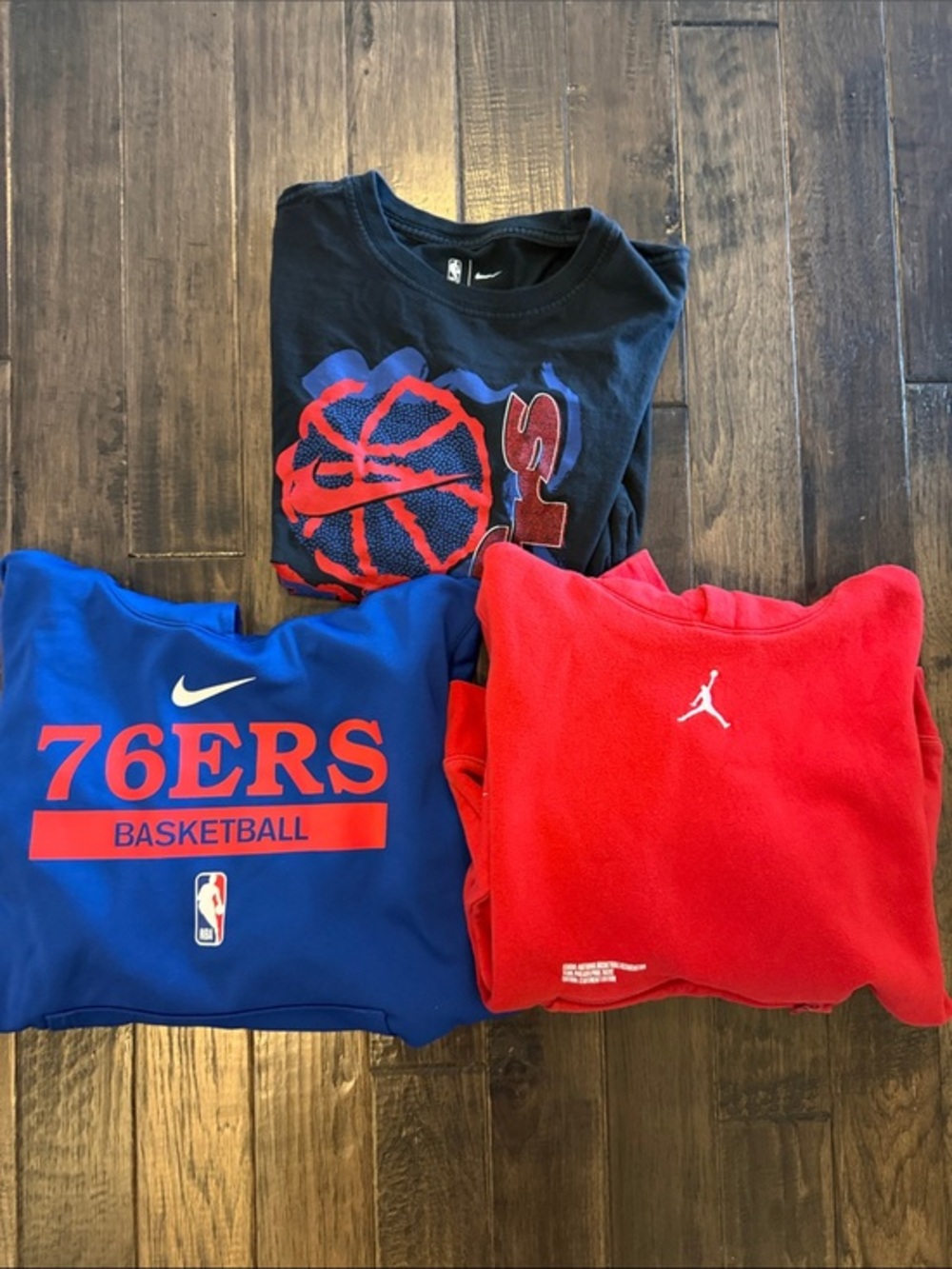 Nike Kids Blue & Red Jordan Sixers Sweatshirts with Black Graphic Tee (3)Size M